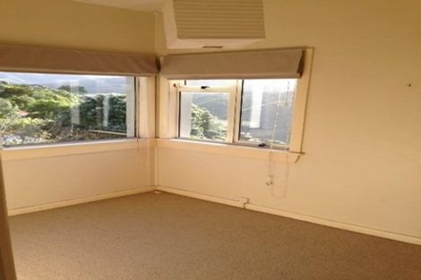 Photo of property in 140 The Ridgeway, Mornington, Wellington, 6021