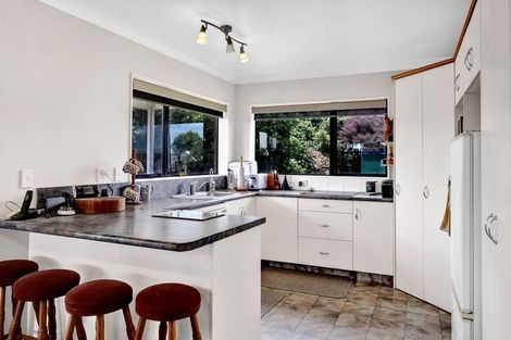 Photo of property in 18 Beech Place, Hawera, 4610