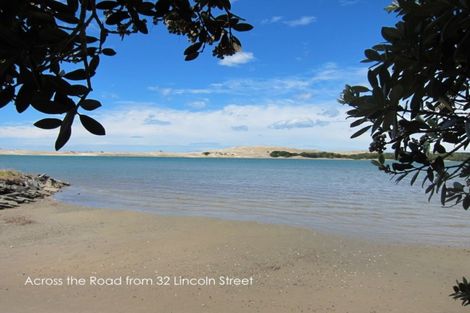 Photo of property in 32 Lincoln Street, Mangawhai Heads, Mangawhai, 0505