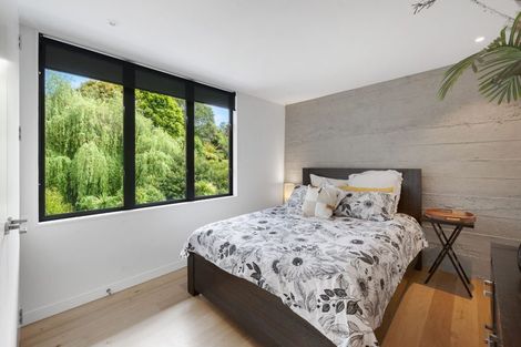 Photo of property in 61a Evelyn Road, Cockle Bay, Auckland, 2014