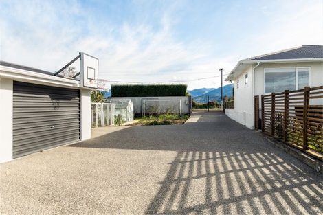 Photo of property in 22 Lyndhurst Drive, Motueka, 7120