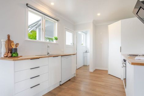 Photo of property in 43 Swinburn Street, Dannevirke, 4930