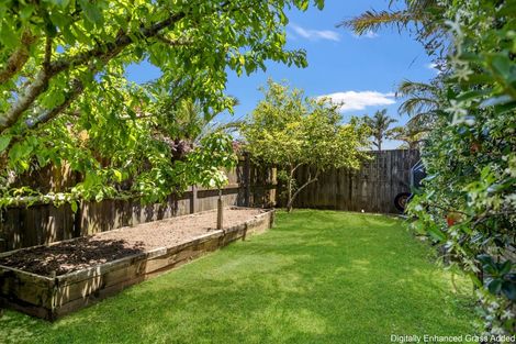 Photo of property in 10 Ringwood Place, Whitianga, 3510