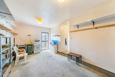 Photo of property in 2/60 Garden Road, Avalon, Lower Hutt, 5011