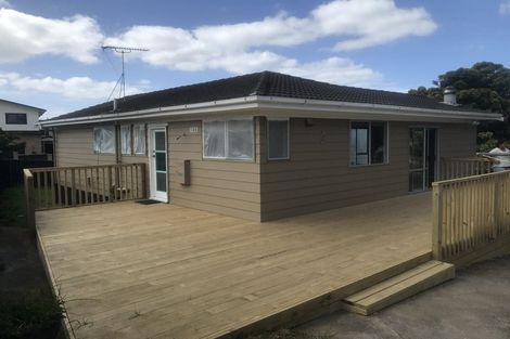 Photo of property in 7 Caringbah Drive, Papatoetoe, Auckland, 2025