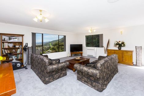 Photo of property in 15 Alleyne Court, Brown Owl, Upper Hutt, 5018