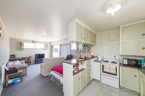 Photo of property in 142 College Street, Awapuni, Palmerston North, 4412