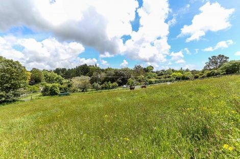 Photo of property in 43 Saxton Road, Upper Vogeltown, New Plymouth, 4371