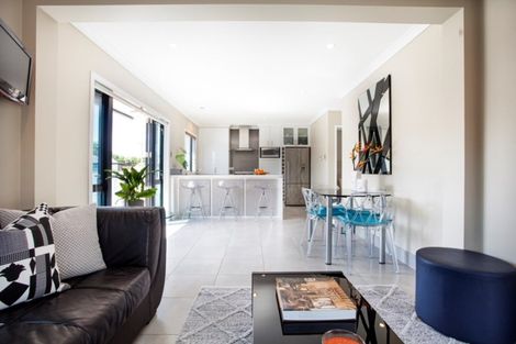 Photo of property in 48 Pitau Road, Mount Maunganui, 3116