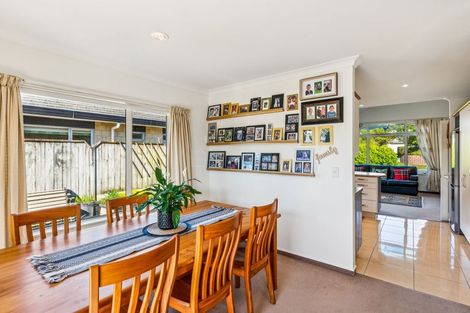 Photo of property in 194 Milne Drive, Paraparaumu, 5032