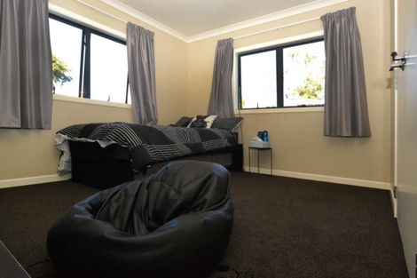 Photo of property in 2 Knox Place, Leamington, Cambridge, 3432