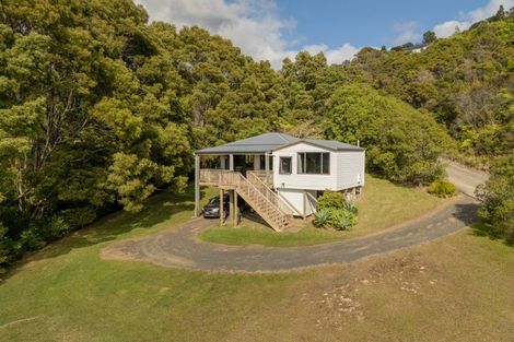 Photo of property in 22 Spikes Way, Whitianga, 3510