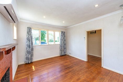 Photo of property in 18 Seddon Street, Aramoho, Whanganui, 4500