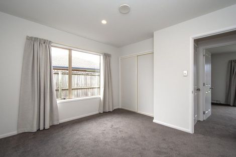 Photo of property in 8 Blarney Place, Casebrook, Christchurch, 8051