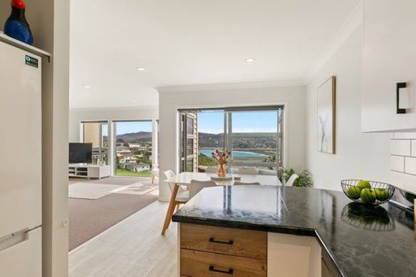 Photo of property in 15 Birkhall Grove, Strathmore Park, Wellington, 6022