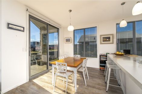 Photo of property in 8 Weaver Close, Alexandra, 9320