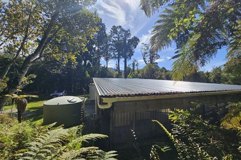 Photo of property in 215 Clifton Road, Kaiata, Greymouth, 7805