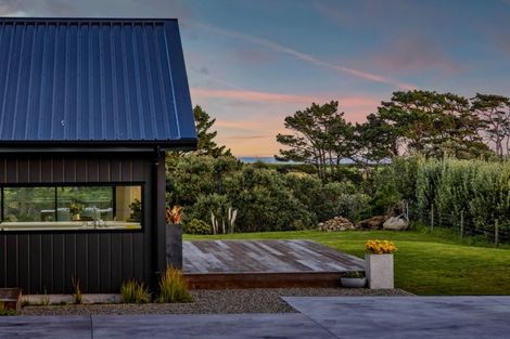 Photo of property in 2 Tasman Street, Opunake, 4616