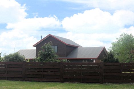 Photo of property in 1 Totara Drive, Oxford, 7430