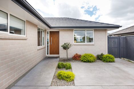 Photo of property in 112a Roberts Line, Kelvin Grove, Palmerston North, 4414