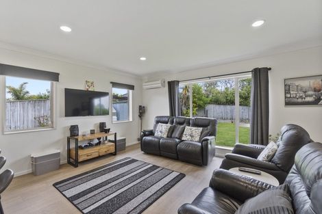 Photo of property in 13 Parkwood Place, Huntington, Hamilton, 3210