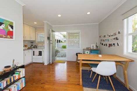 Photo of property in 1/5 Edgars Road, Westmere, Auckland, 1022