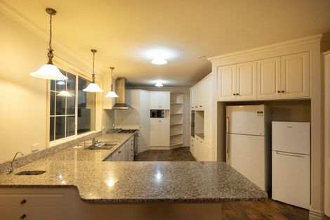 Photo of property in 114 Polson Hill Drive, Aokautere, Palmerston North, 4471