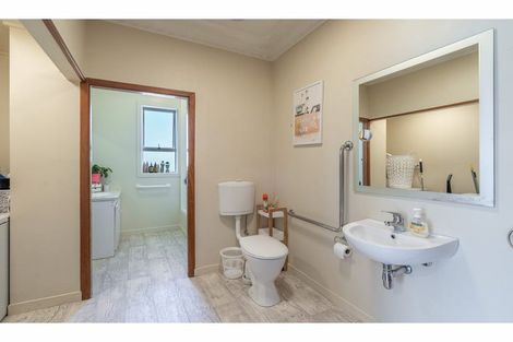 Photo of property in 15 Edwin Street, Gore, 9710