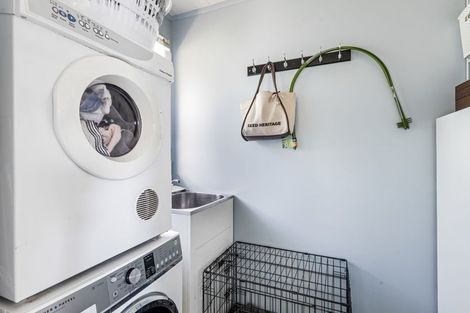 Photo of property in 13 Tahurangi Place, Spotswood, New Plymouth, 4310