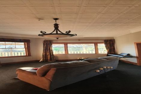 Photo of property in 27 George Street, Eltham, 4322