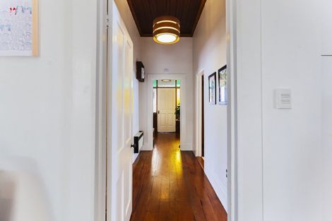 Photo of property in 149 Wellesley Road, Napier South, Napier, 4110