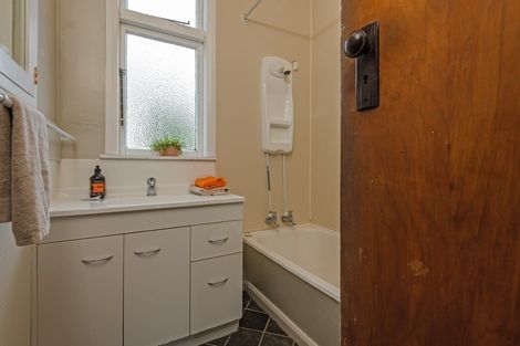 Photo of property in 78 Jickell Street, Hokowhitu, Palmerston North, 4410