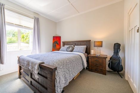 Photo of property in 8 London Street, Hampden, 9410