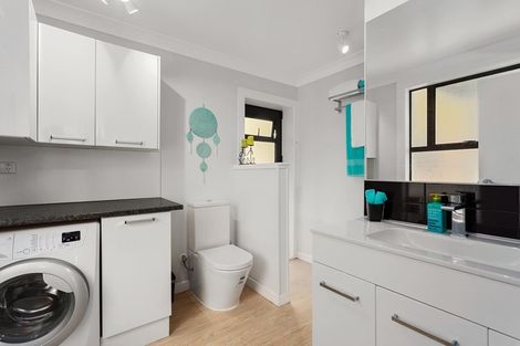 Photo of property in 256 Pohutukawa Avenue, Ohope, 3121