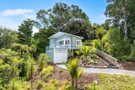 Photo of property in 25 Matheson Bay Road, Leigh, 0985