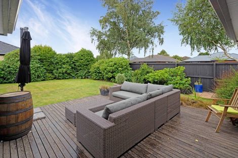 Photo of property in 33 Rempstone Drive, Halswell, Christchurch, 8025