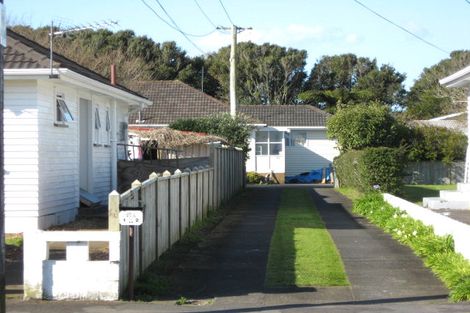 Photo of property in 57a Lismore Street, Merrilands, New Plymouth, 4312
