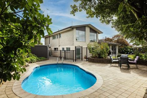 Photo of property in 5 Beaumaris Place, Sockburn, Christchurch, 8042