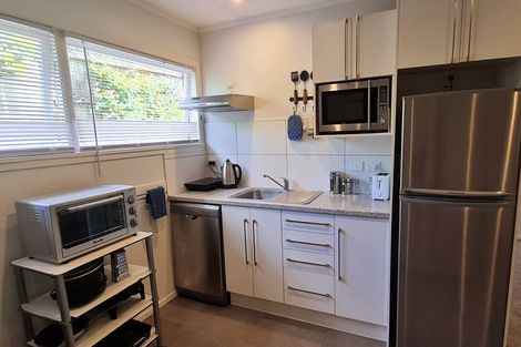 Photo of property in 43 Sharon Road, Waiake, Auckland, 0630