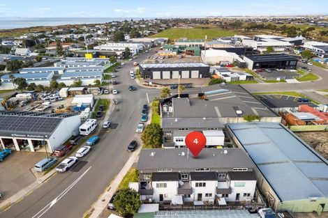 Photo of property in 4/10 Enterprise Drive, Papamoa Beach, Papamoa, 3118