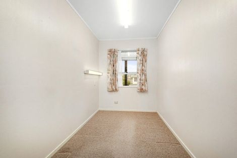 Photo of property in 32 Turriff Crescent, Tawa, Wellington, 5028