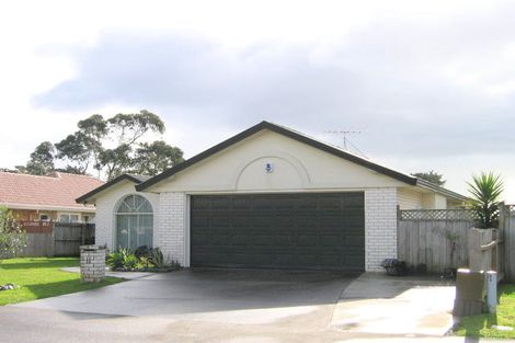 Photo of property in 11 Kalgan Place, Burswood, Auckland, 2013