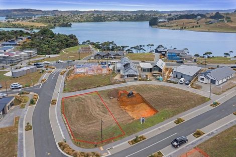 Photo of property in 5 Omahina Street, Raglan, 3225