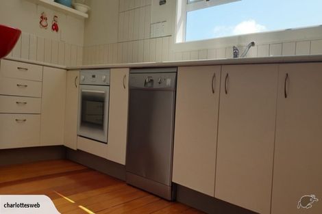 Photo of property in 1/39 Georges Drive, Napier South, Napier, 4110