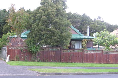 Photo of property in 16 Hakea Place, Totara Heights, Auckland, 2105