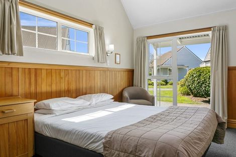 Photo of property in 33/30 Sorrento Drive, Rangatira Park, Taupo, 3330