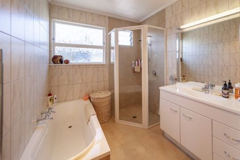 Photo of property in 10 Laurent Place, Greenmeadows, Napier, 4112