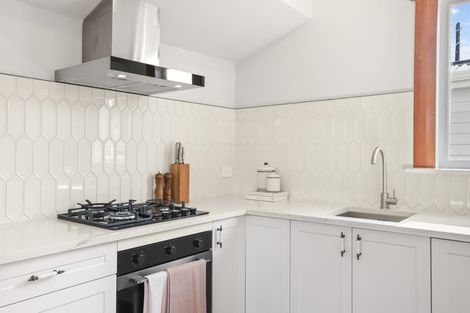 Photo of property in 1/113 Glendale Road, Glen Eden, Auckland, 0602