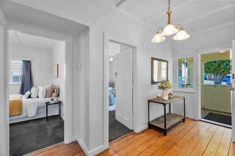 Photo of property in 13 Akarana Avenue, Mount Roskill, Auckland, 1041