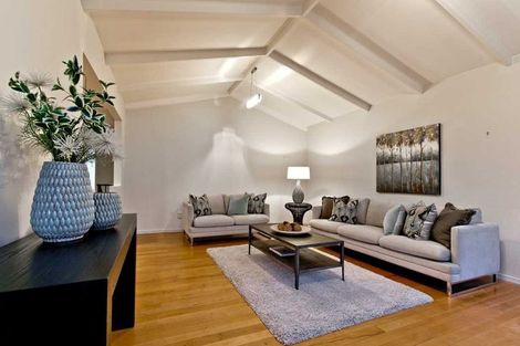 Photo of property in 456 Beach Road, Murrays Bay, Auckland, 0630